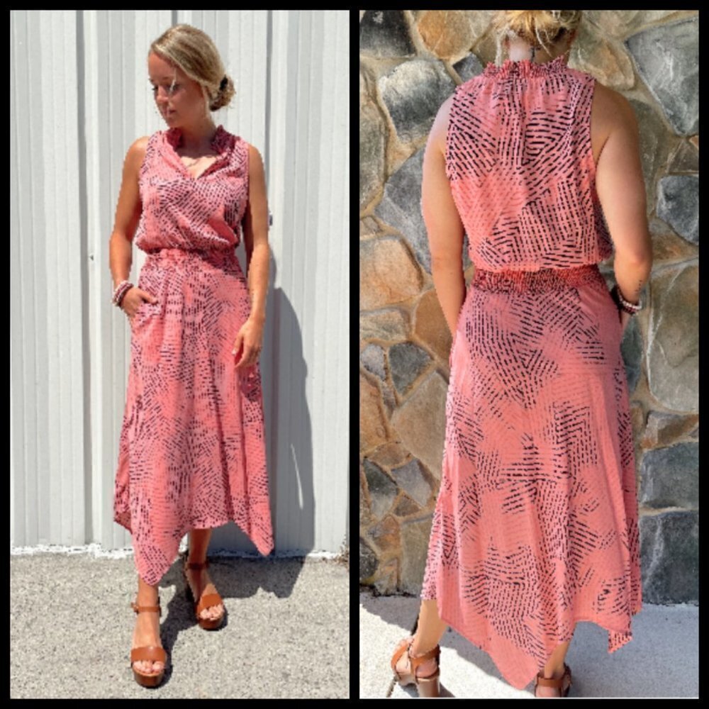 💕ALLISON JOY💕 Smocked Waist Halter Midi Dress M